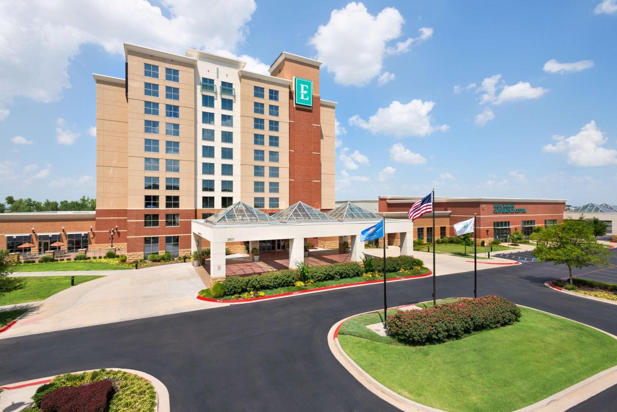 Embassy Suites Norman Hotel y Centro de Conferencias Exterior foto