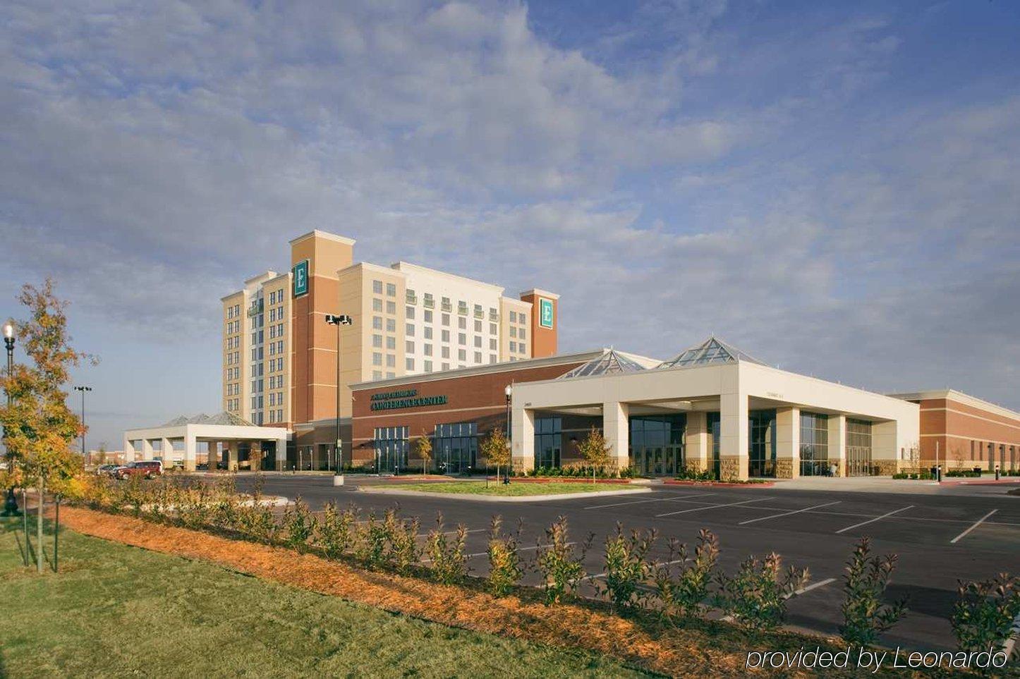 Embassy Suites Norman Hotel y Centro de Conferencias Exterior foto